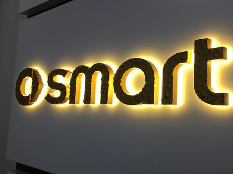 西双版纳背光字有什么特点？生产过程如何？