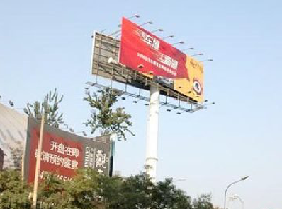 西双版纳户外广告怎么做才能让人一眼记住？